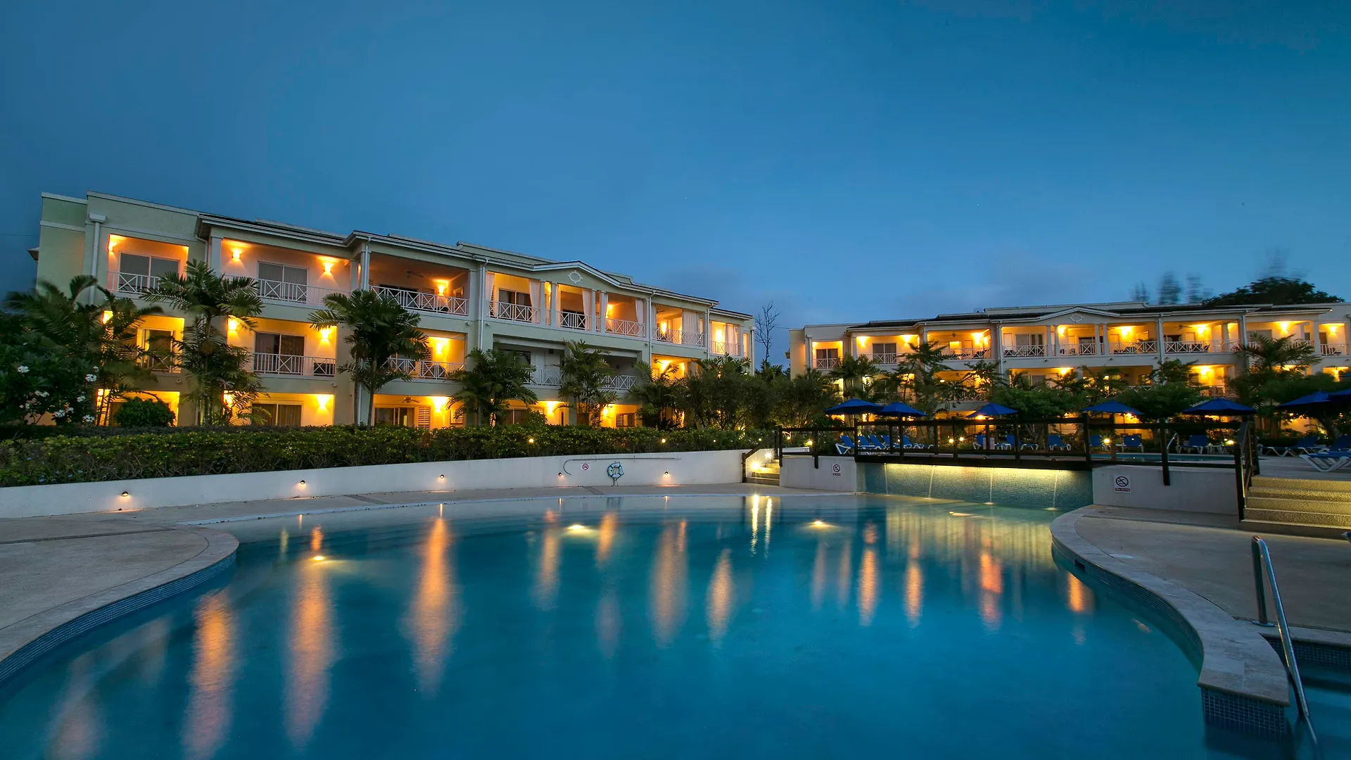 Beach View Hotel Saint James Barbados